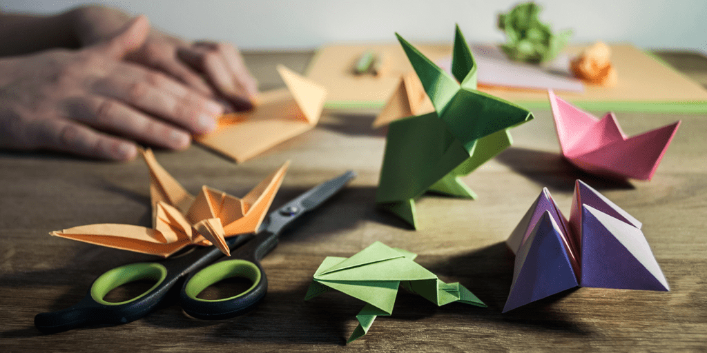 Qog'ozdan ajoyib qurbaqa yasashning eng oson usullari