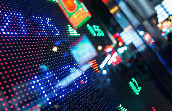 Лидеры Dow Jones: 7 акций, опережающих рынок