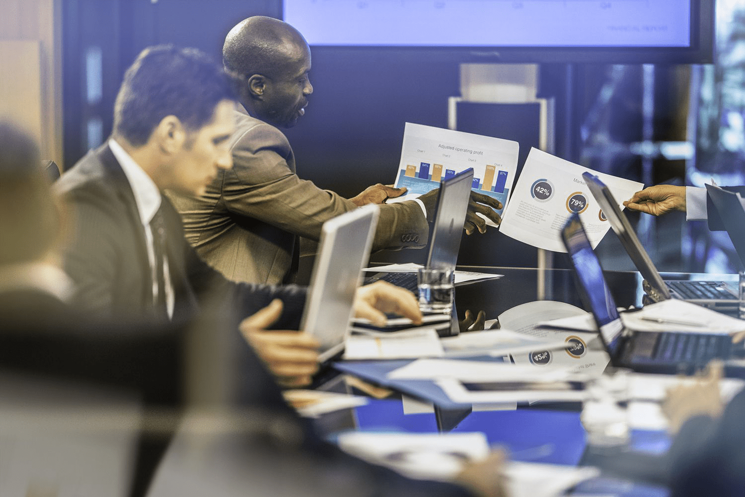 Zamonaviy Investitsiya Sirlarini O‘rganing: Fond Menejerlari Qanday Muvaffaqiyatga Erishadi?