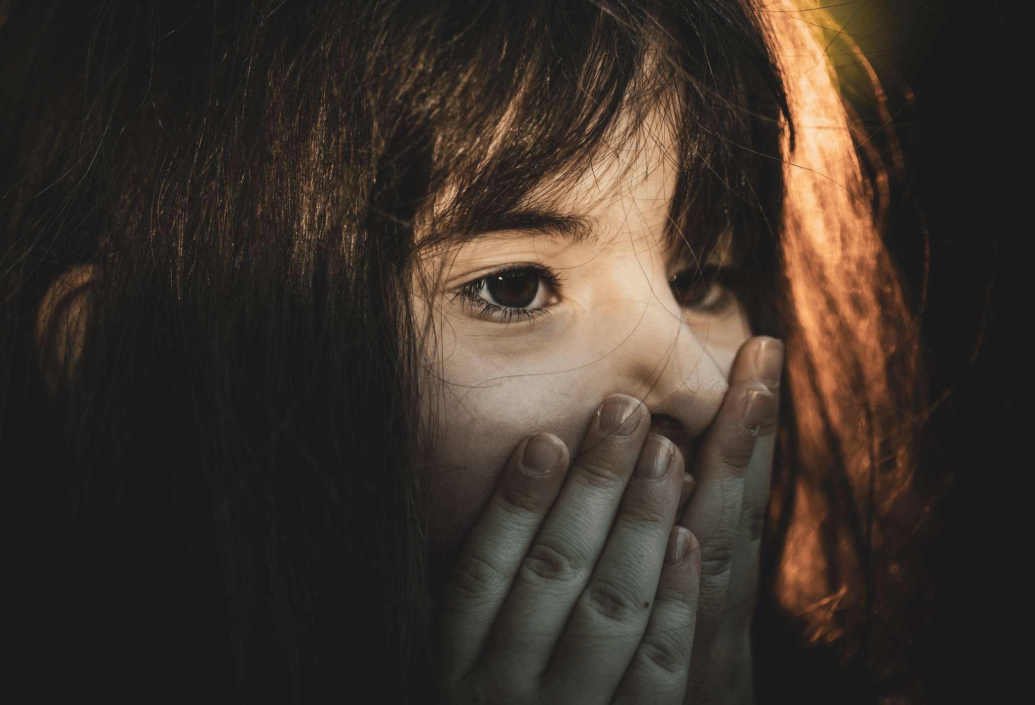 Bolalarda Travma Belgilari: Ularni Qanday Aniqlash va Yordam Ko‘rsatish