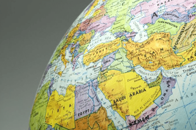 Глобальные фондовые рынки под давлением: какие страны уже в медвежьем тренде?