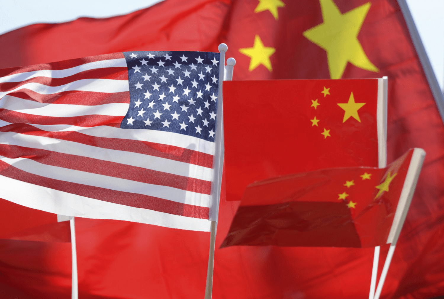 Торговая война: какие ритейлеры оказались под угрозой