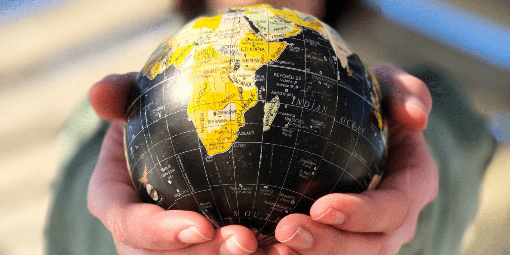 Самые желанные страны для переезда: куда мечтают переехать люди по всему миру