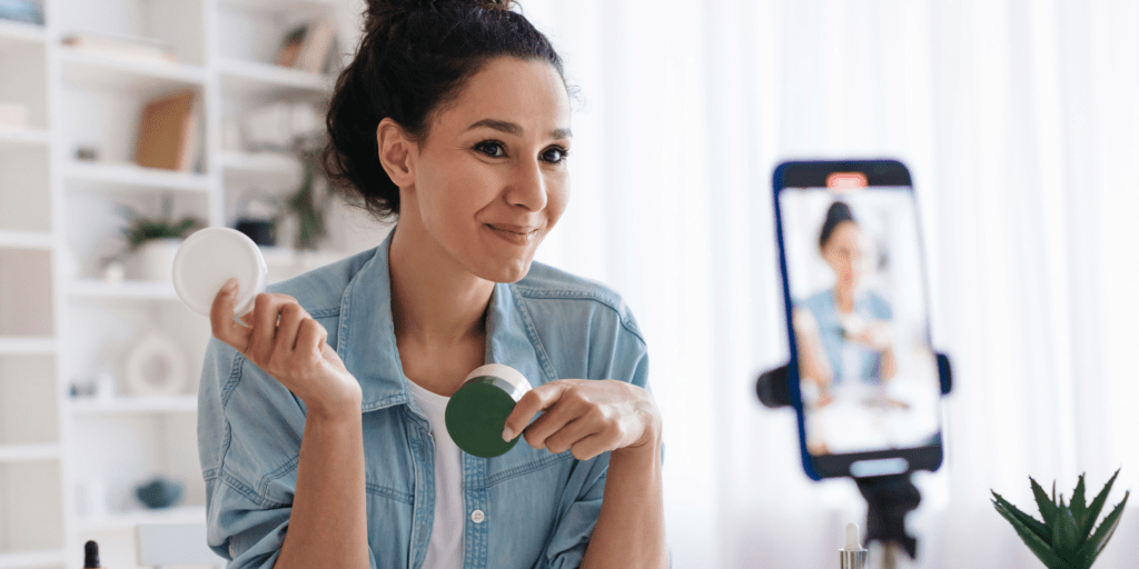 Nima uchun kichik blogerlar reklama uchun ishonchli tanlov va bu biznesingizga qanday foyda keltiradi