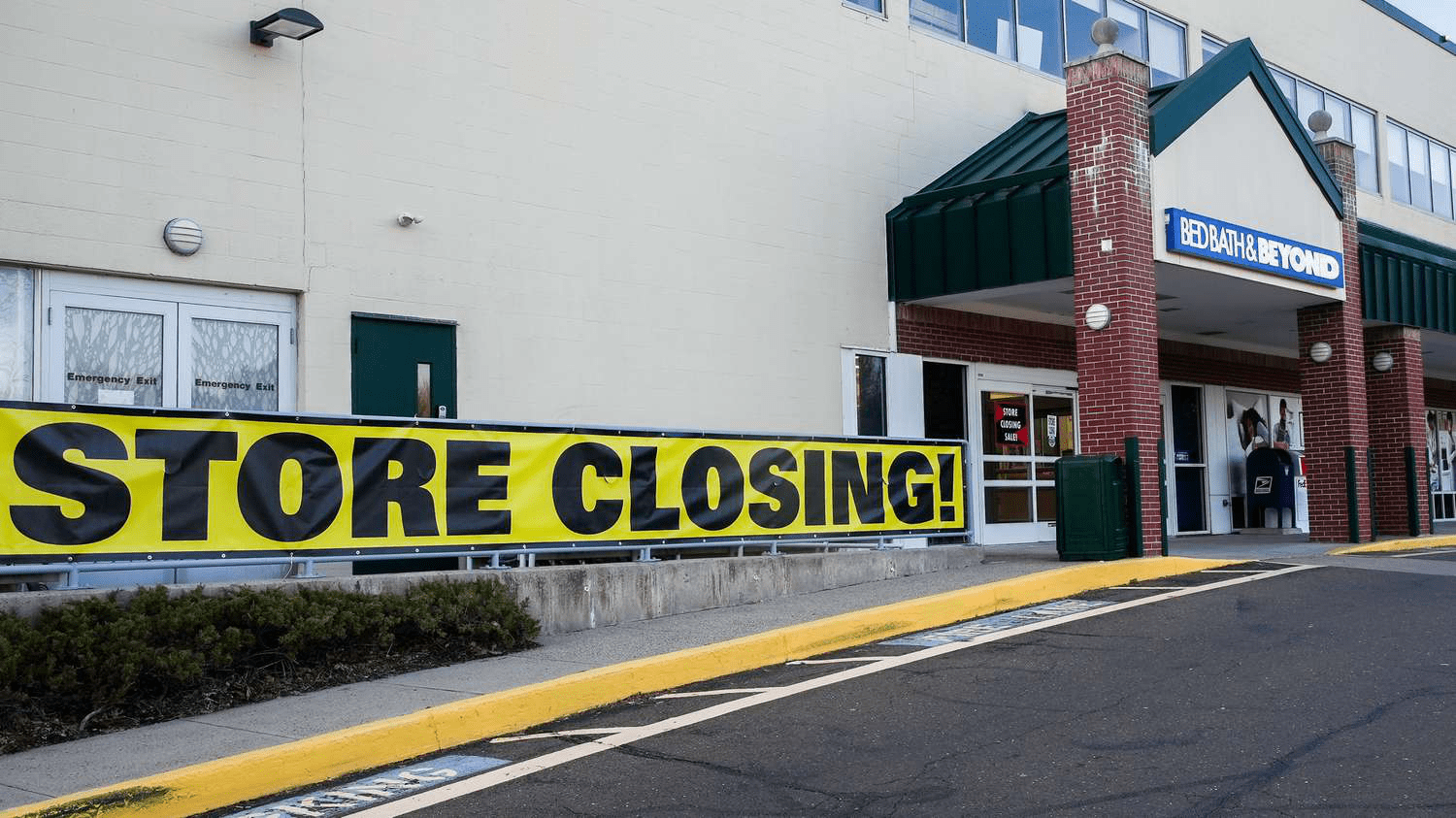 Bed Bath & Beyond Bankruptcy 2023: Store Closures and Asset Sales Begin