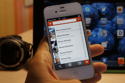 Умный менеджер контактов для iPhone: расширьте возможности вашего смартфона