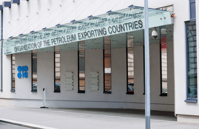 Как Китай Возглавит Рост Мирового Спроса на Нефть этим Летом