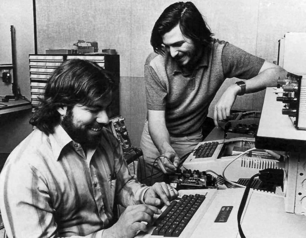 Steve Wozniak Clarifies: Steve Jobs Was Not Fired from Apple — He Left Voluntarily