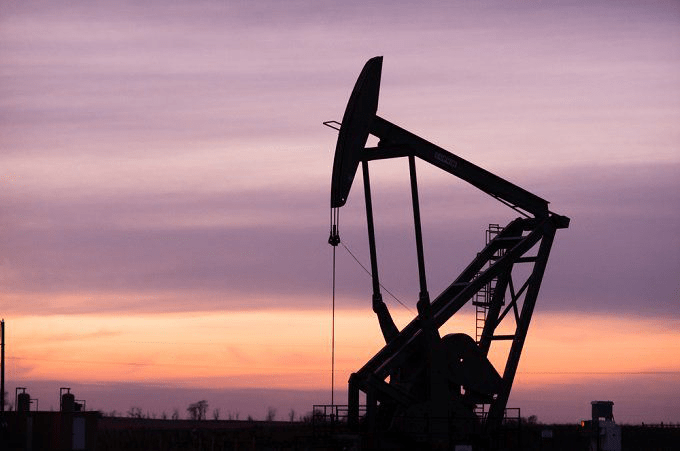 Clean Energy Challenges Natural Gas Dominance