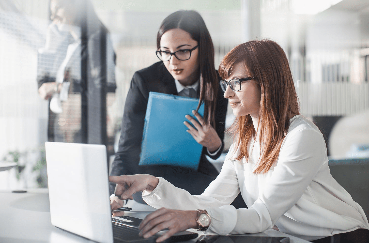 Eng Qimmatbaho Moliyaviy Stajirovkalar: Kelajakdagi Moliyaviy Liderlarga Yo‘l