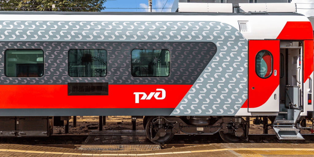 Russian Railways Unveils New Sleeper Car with Extended Berths: What Do You Think?