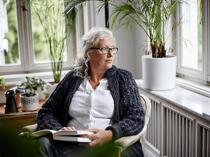 Hormone Replacement Therapy for Menopause 2025: Costs, Benefits & Risks Explained