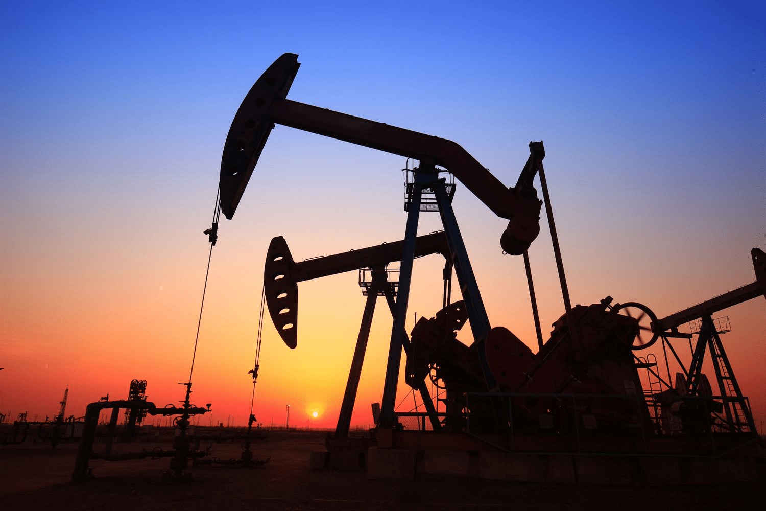 Neft Narxlari O‘smoqda: Saudiya Arabistoni Ishlab Chiqarishni Qo‘shimcha Qisqartirishini E’lon Qildi