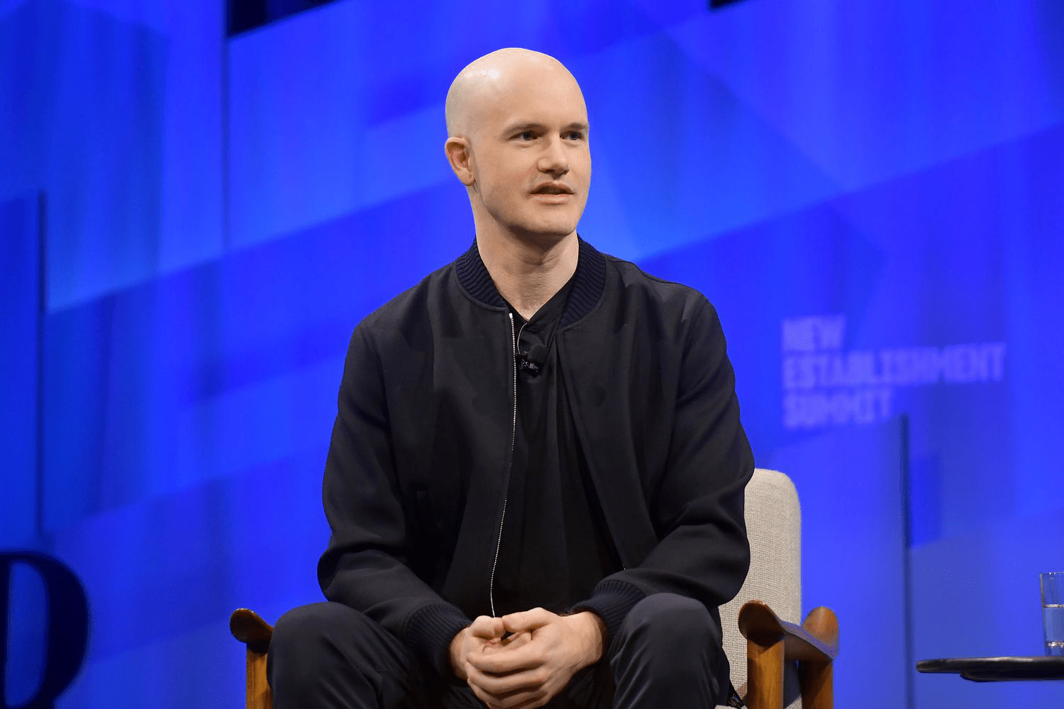 SEC Coinbase'ga Ro‘yxatdan O‘tkazilmagan Birja Sifatida Ishlash Bo‘yicha Da’vo Bilan Chiqqan