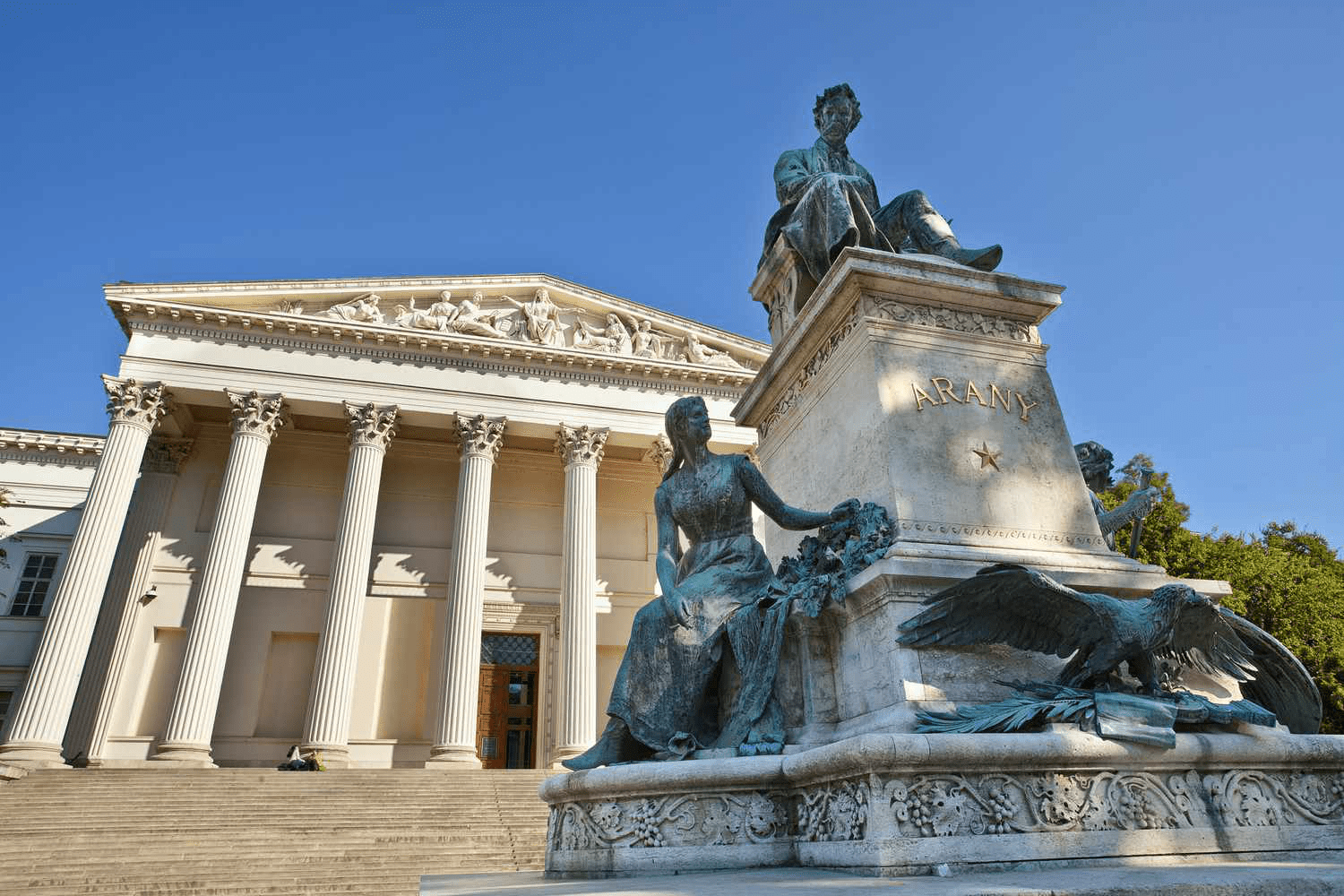 Yevropada yashash: AQSh bilan solishtirganda afzalliklari va xarajatlari