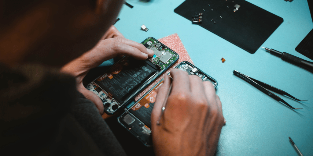 Apple iPhone va MacBook uchun o'z-o'zini ta'mirlash imkoniyatini taqdim etadi