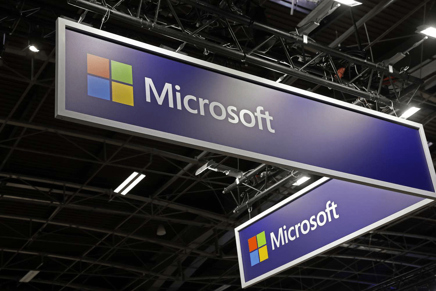 FTC Начинает Проверку Отношений Microsoft с Inflection AI на Предмет Антимонопольных Нарушений