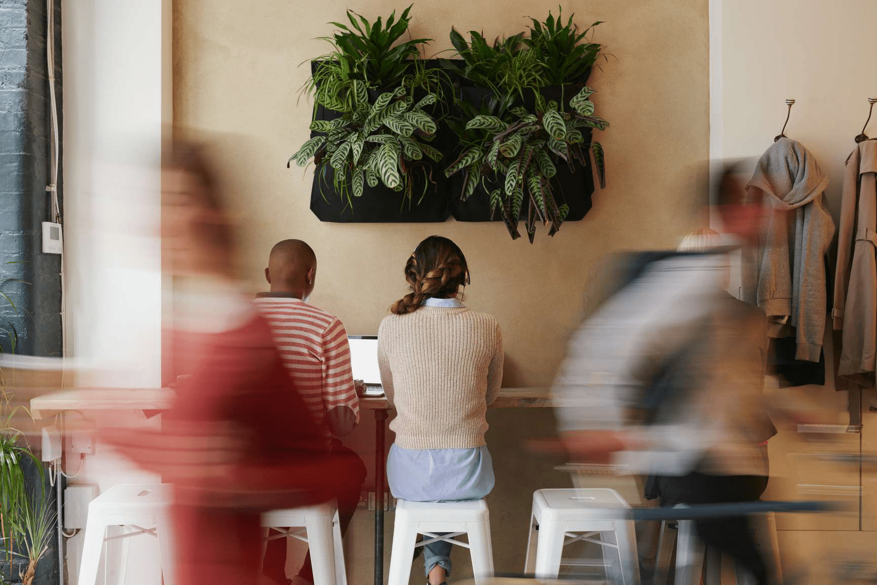 Как преодолеть последствия сексуальных домогательств на работе: эффективные методы поддержки и восстановления