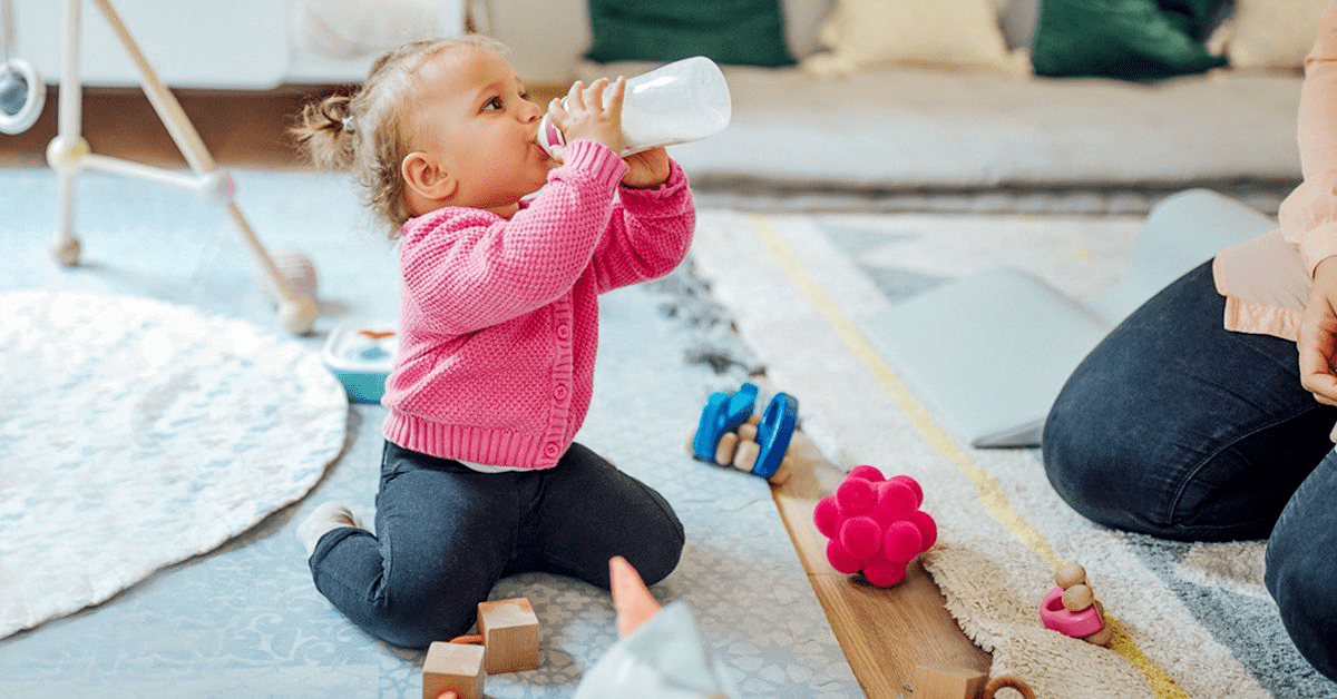 2025 Baby Development Milestones & Costs: Month-by-Month Guide for New Parents