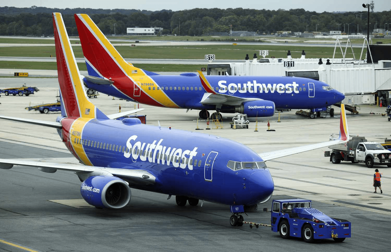 Взлеты и падения на рынке: Southwest Airlines поднимается на фоне активистских инициатив