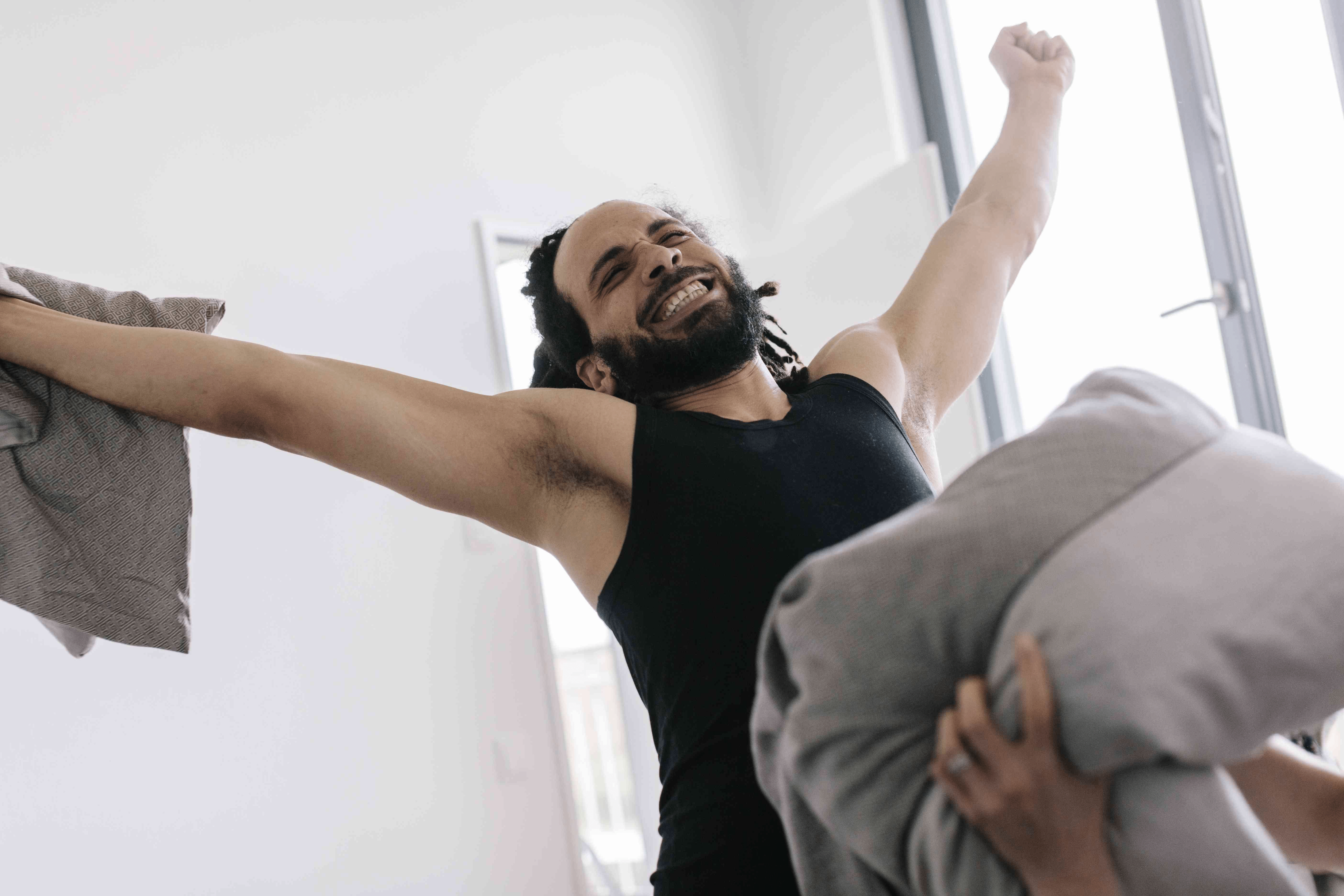 Как справиться с партнером, который ведет себя как взрослый ребенок