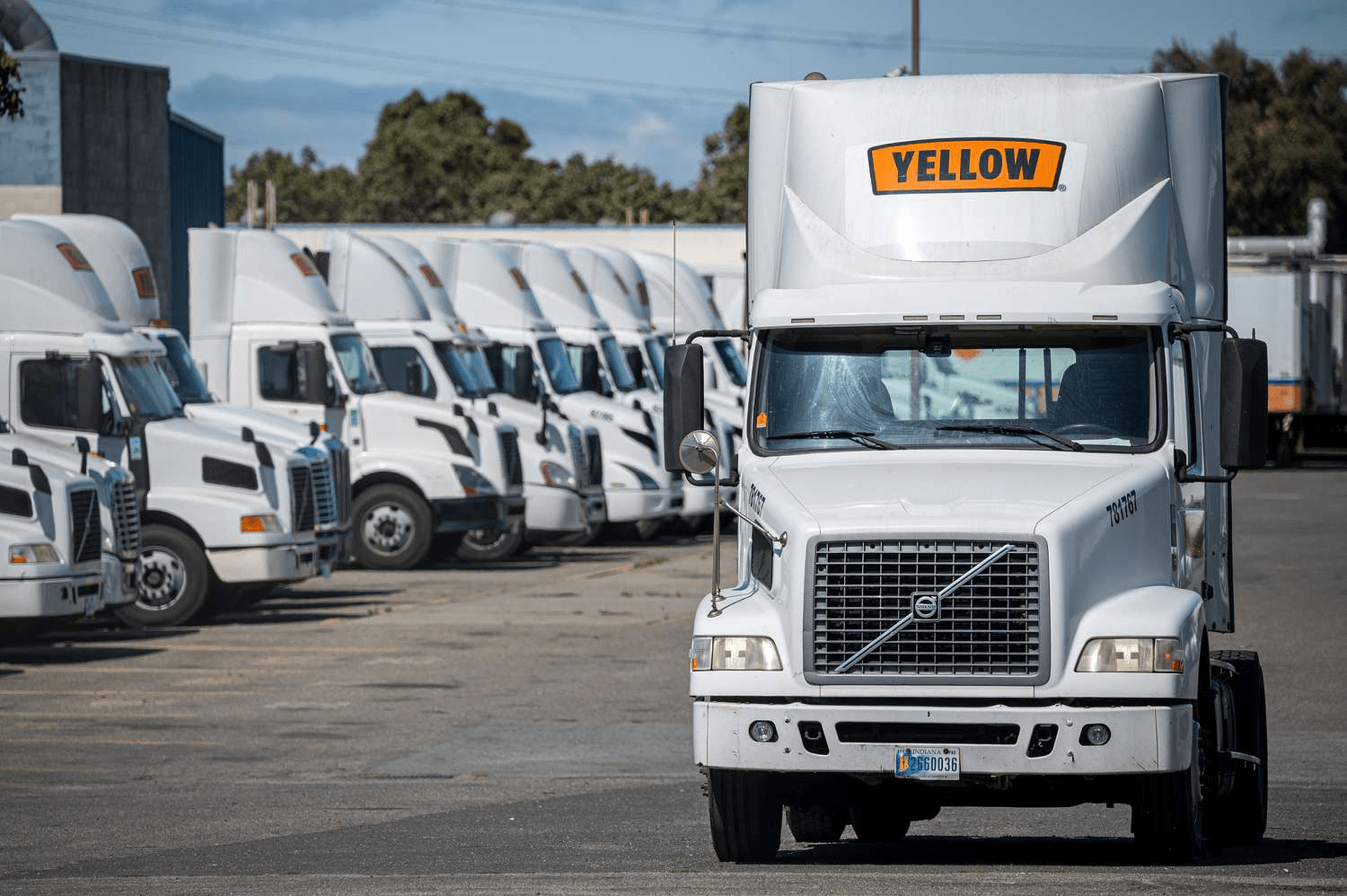 Yellow Trucking Company Files for Bankruptcy in 2025 Amid $1.3B Debt and Union Conflict