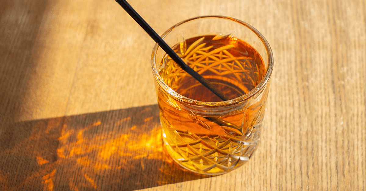 Эффективные соки для борьбы с запорами: натуральное облегчение