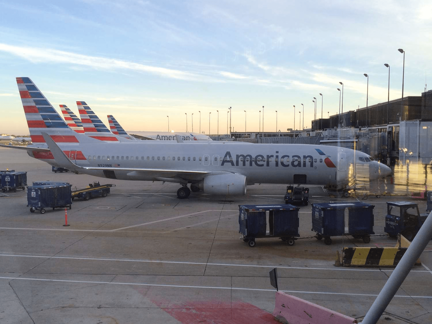 American Airlines Fined $4.1M in 2025 for Stranding Passengers Over 3 Hours on Runway