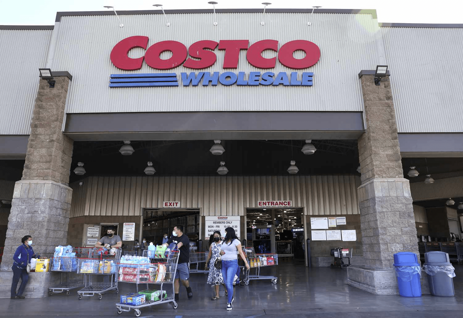 Costco Membership Fees 2025: New Prices Compared to Sam’s Club & BJ’s