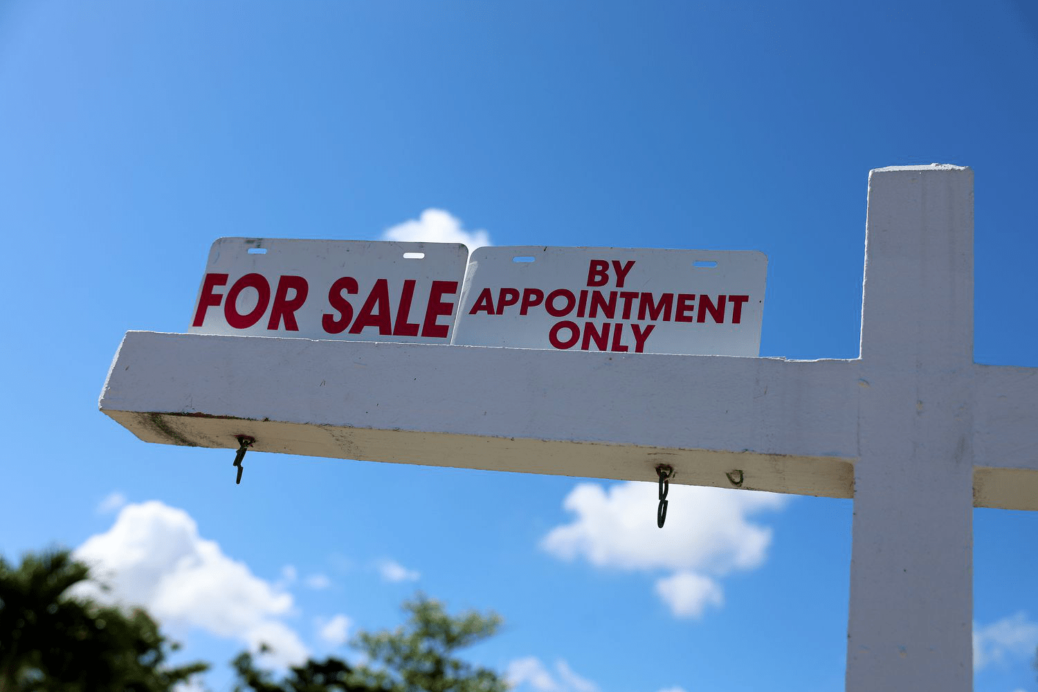 Mortgage Applications Hit Lowest Point in 28 Years - September 2023 Trends & Rates