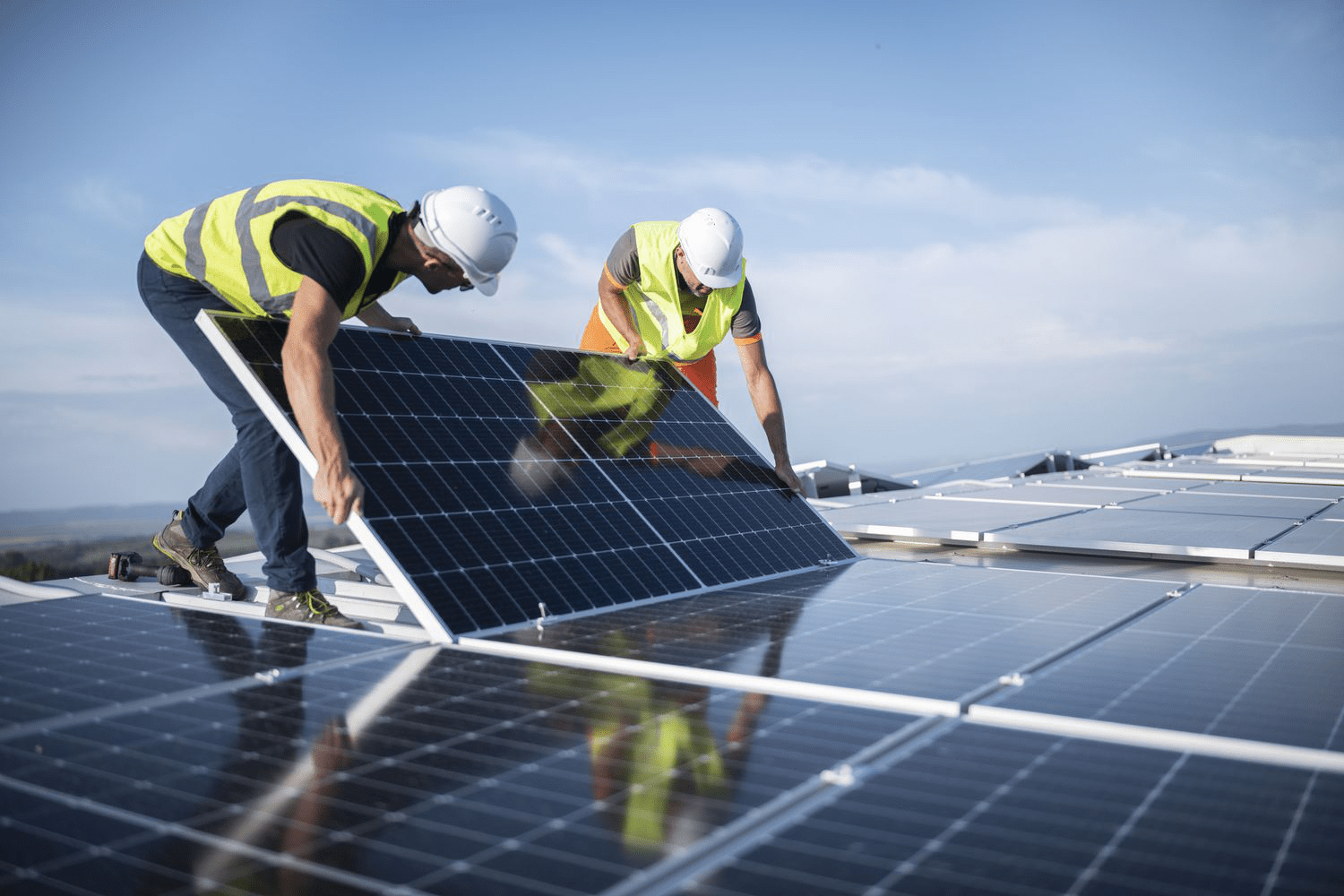 Top Solar Stocks to Watch in Q3 2023: Prices and Growth Insights