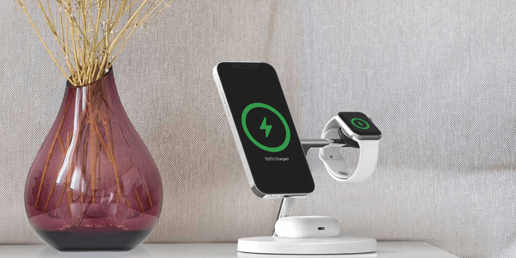 Инновационная подставка для быстрой зарядки iPhone, AirPods и Apple Watch от Belkin
