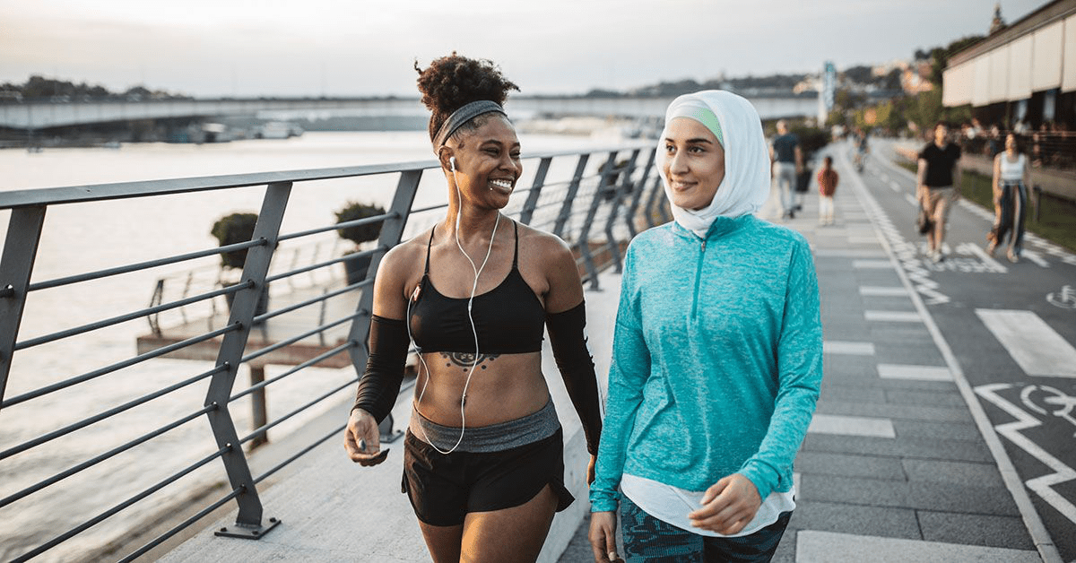 Brisk Walking 2025: Best Pace, Health Benefits & Calories Burned Guide