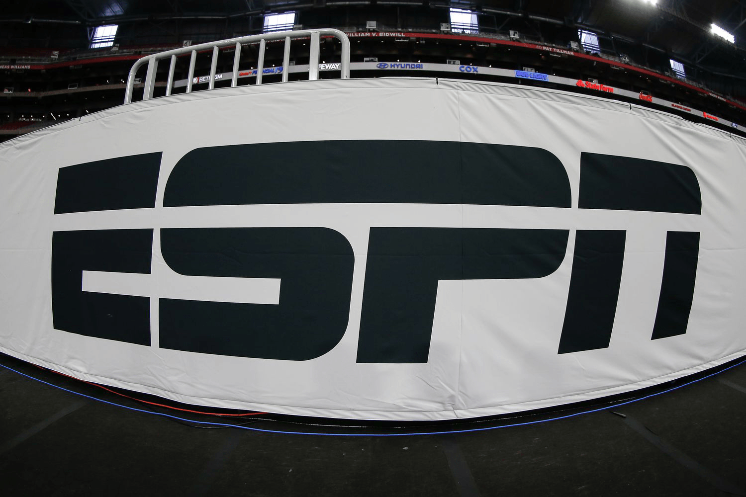 Disney and Charter Reach $50B 2025 Deal to Restore ESPN & ABC on Spectrum