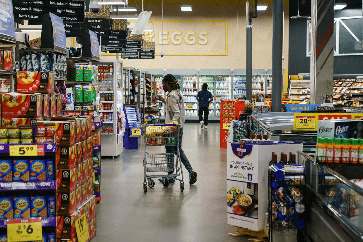 Kroger Q2 2025 Earnings Beat Expectations with $989M Profit Amid $1.4B Opioid Settlement and Store Sales