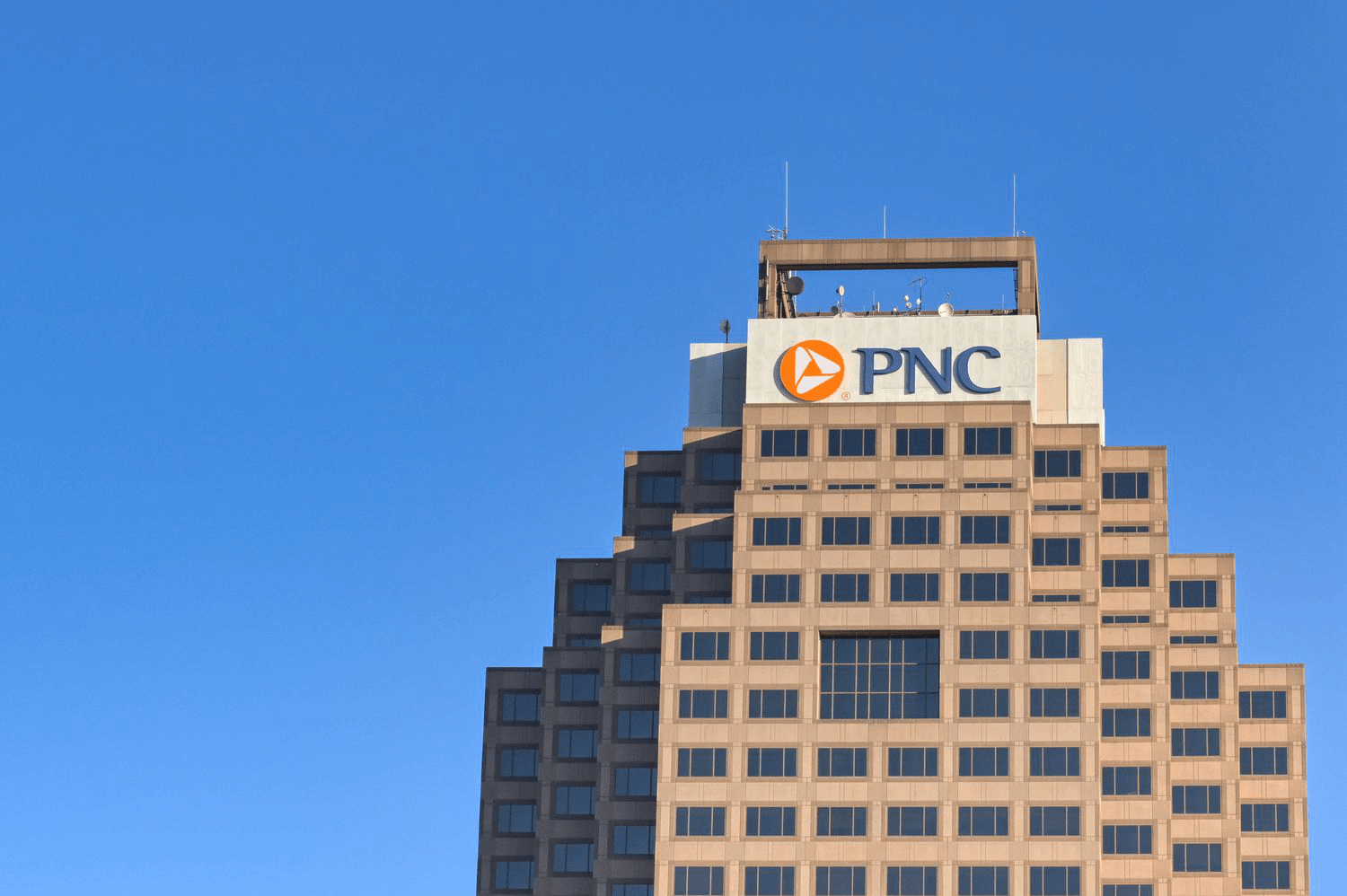 PNC Bankning Moliyaviy Ko‘rsatkichlari Kutilgandan Yaxshi Natija Ko‘rsatdi