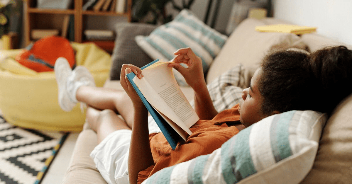 Когда у девочек начинается первая менструация: все, что нужно знать