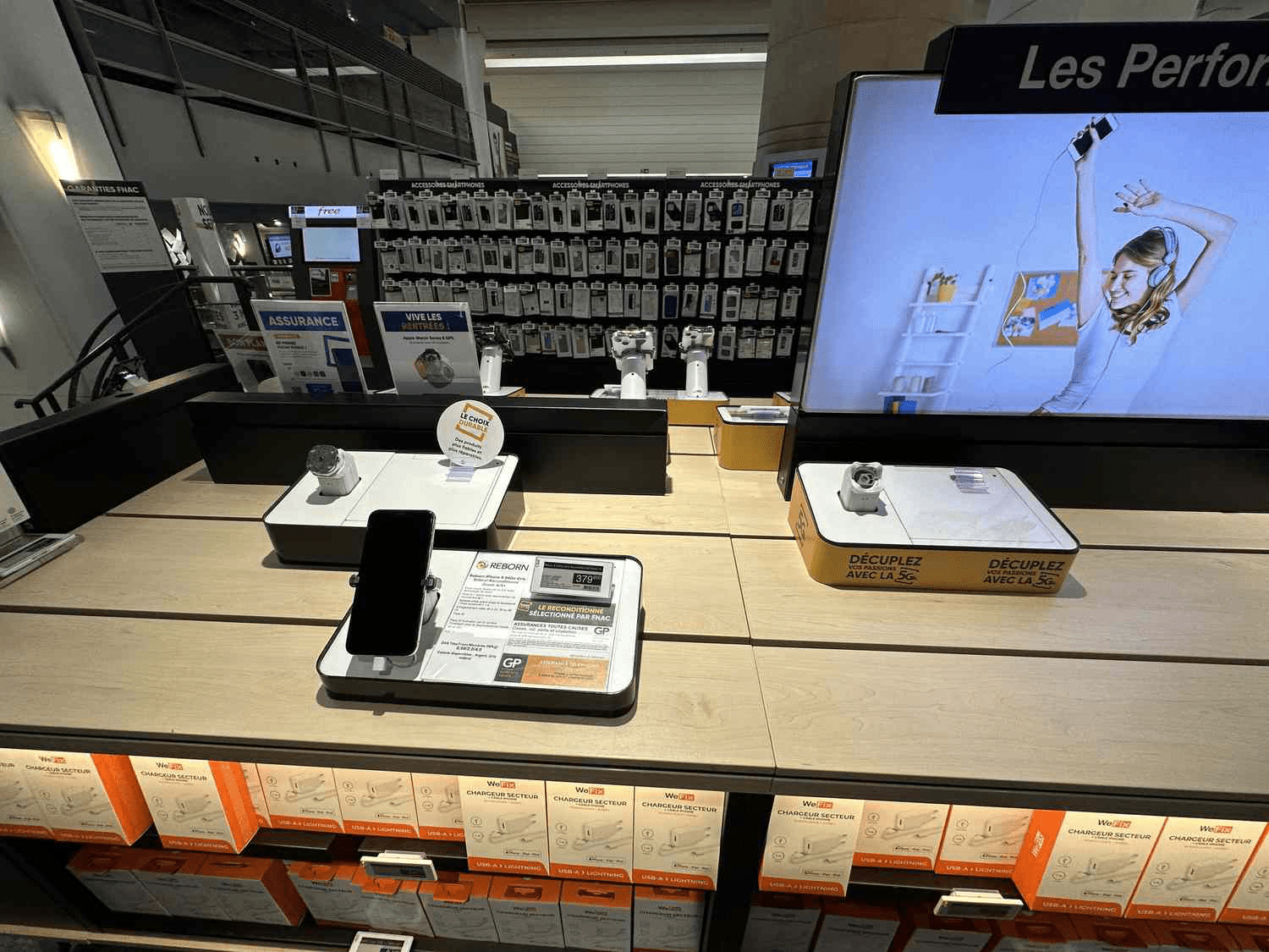 Работники Apple во Франции готовятся к забастовке в день запуска нового iPhone