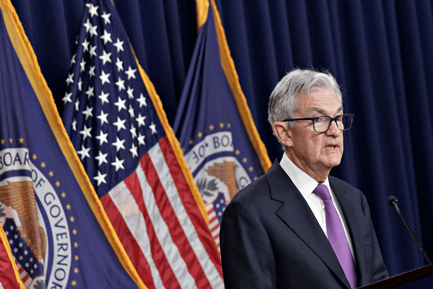 Федеральный резерв: процентные ставки останутся высокими дольше, чем ожидалось