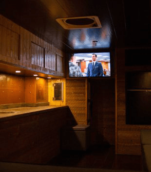 Comfortable and functional mobile home interior