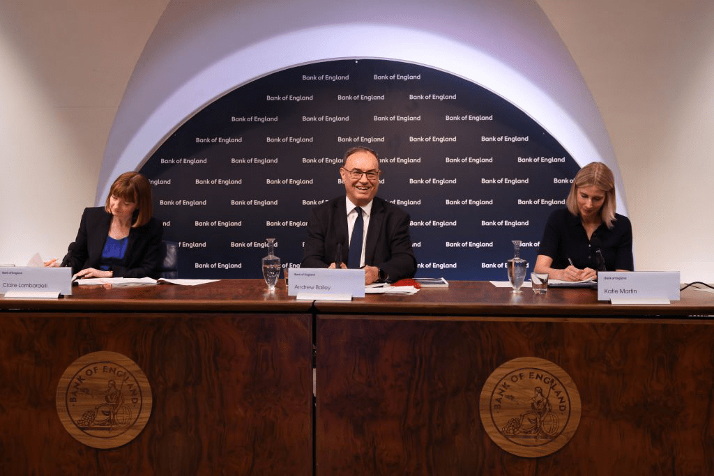 Влияние снижения процентной ставки Банком Англии на экономику США