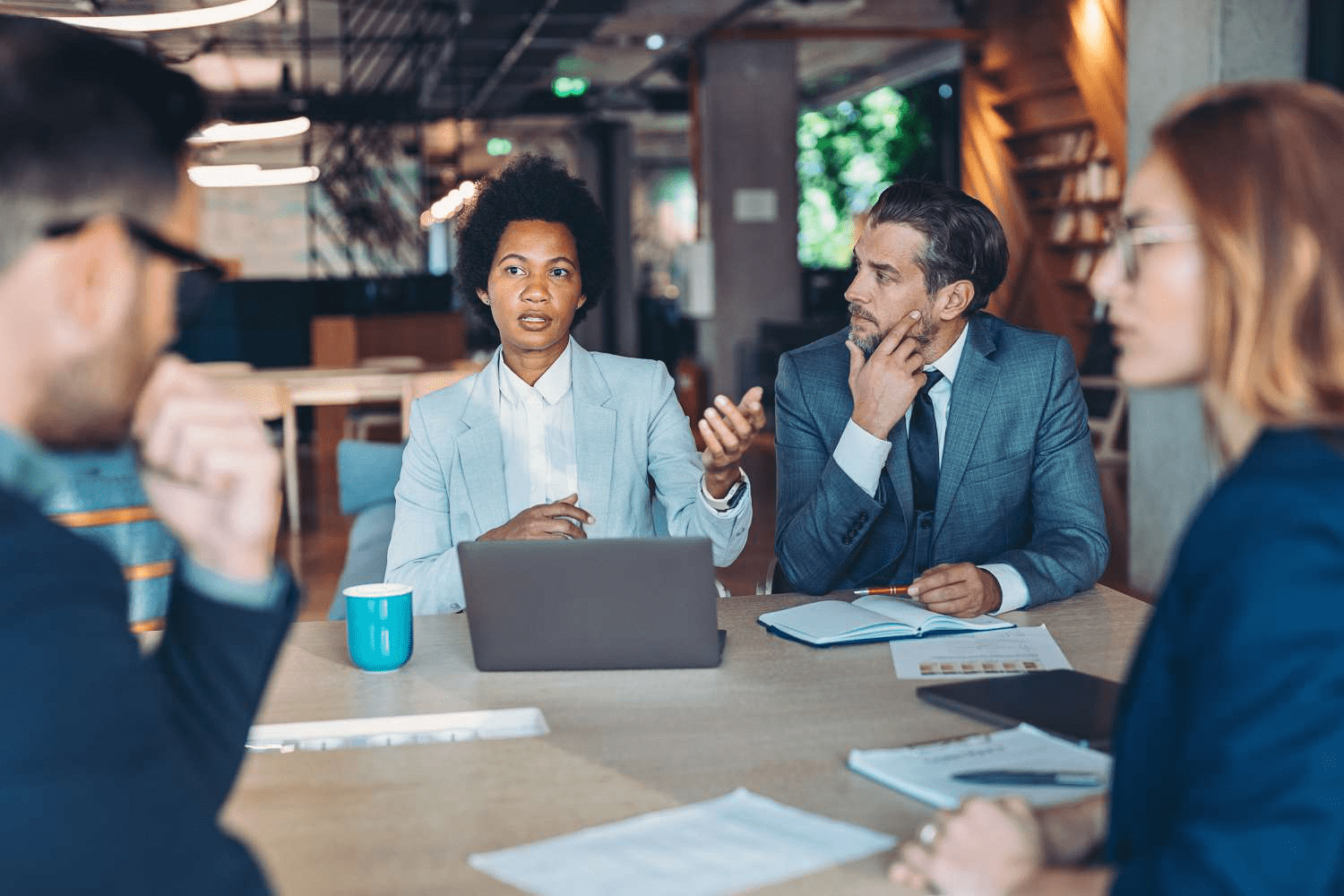 Что такое Раздел 16 и каковы требования к отчетности перед SEC