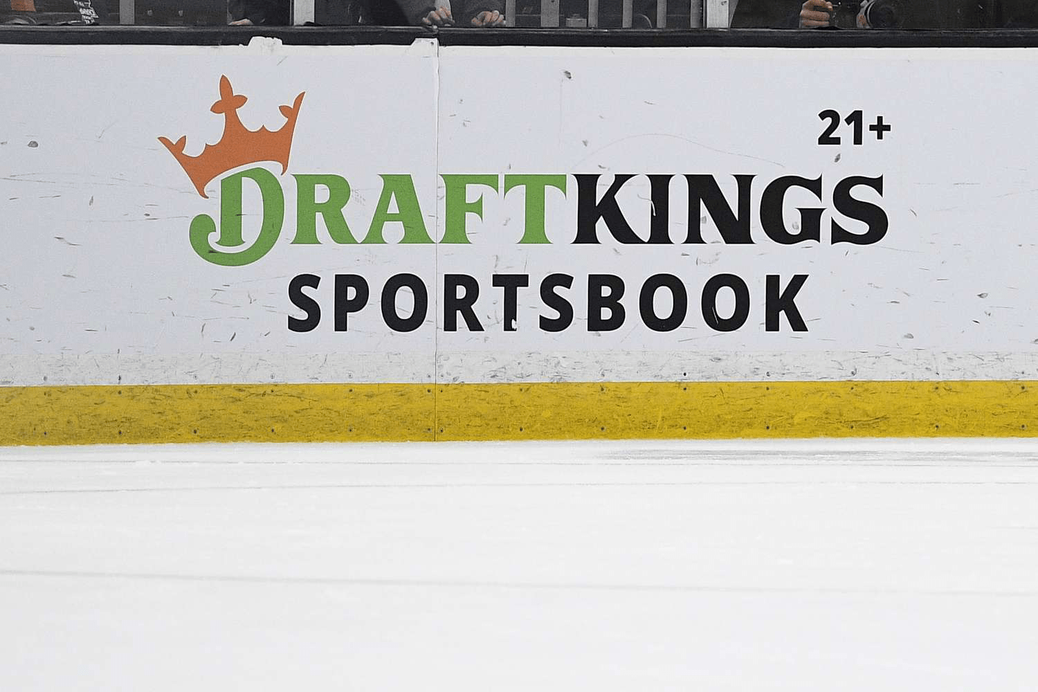 Illinois Sports Betting Faces New Tax Challenge Impacting Industry Stocks