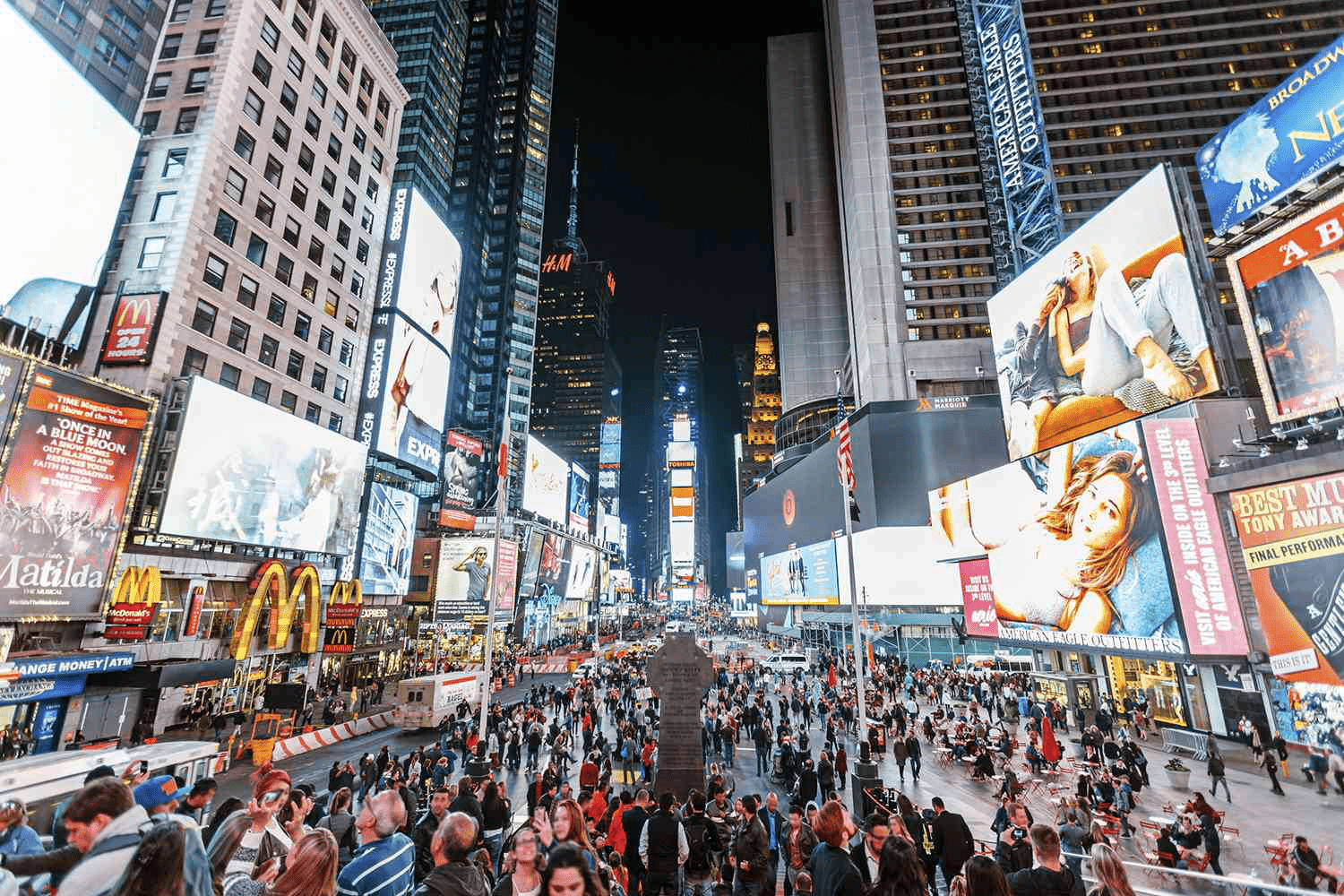 Strategi Efektif dalam Iklan Bisnis ke Bisnis yang Menginspirasi