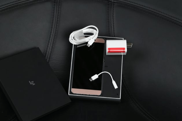 Le Max 2: комплект поставки