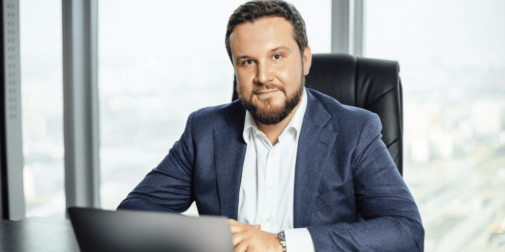 Workspaces: Nikolay Shestakov, Partner at the Online Household Services Platform YouDo.com