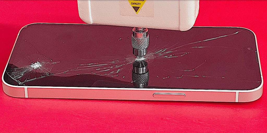 Почему экран iPhone 13 оказался менее прочным, чем у предыдущей модели