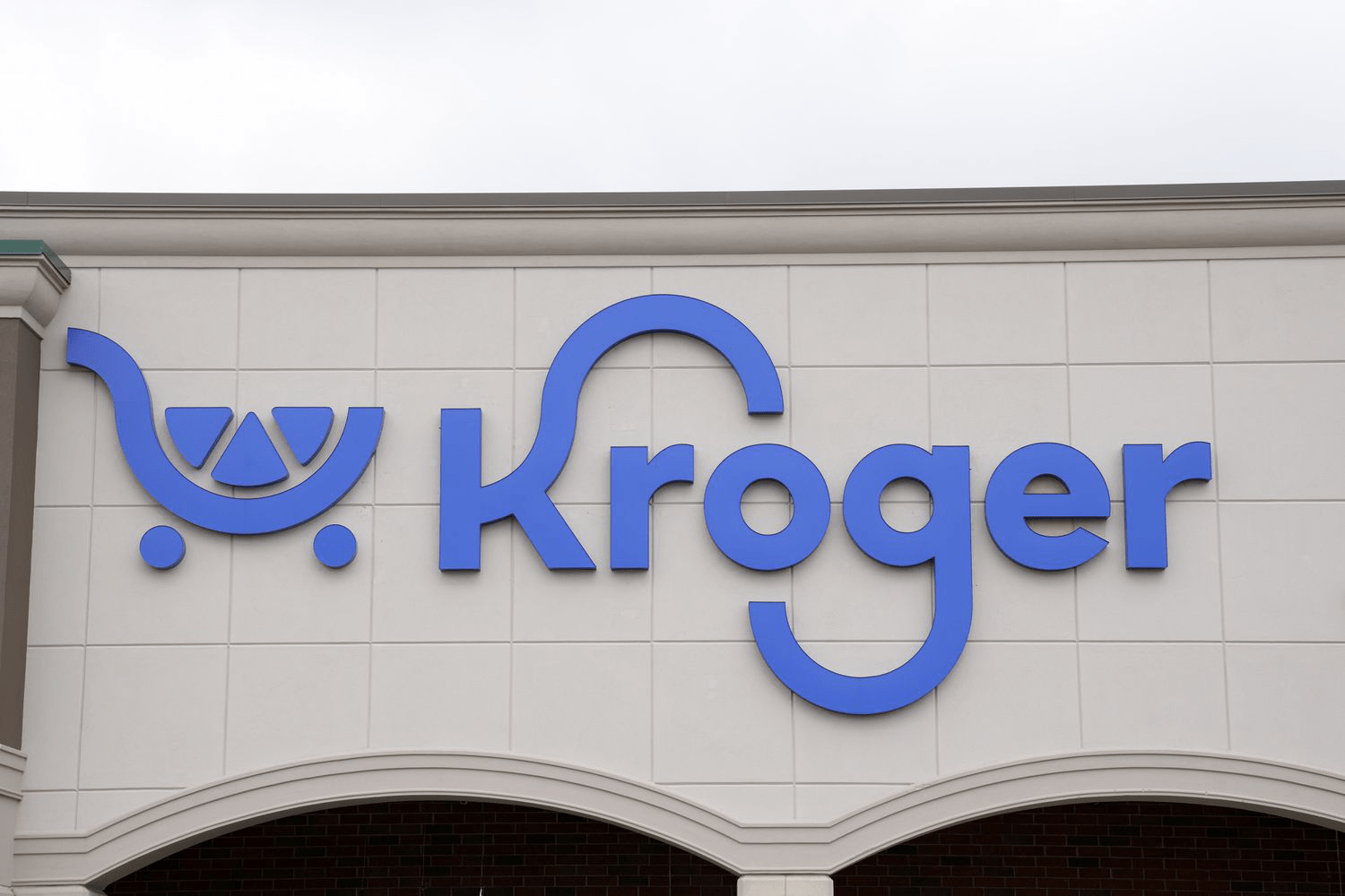 Kroger Takes Legal Action and Announces Bond Offering Amid Albertsons Acquisition Battle