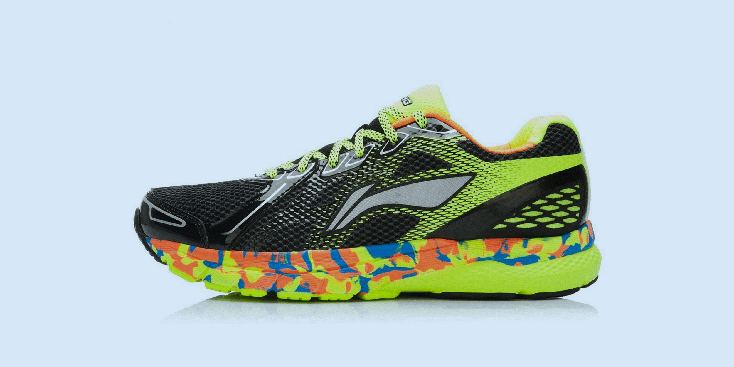 Smart Shoes: Zamonaviy Aqlli Krossovkalar bilan Harakatni Yangi Darajaga Olib Chiqqan Xiaomi va Li-Ning Hamkorligi