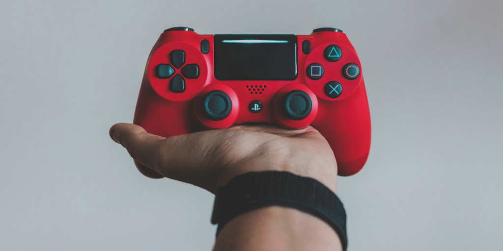 Расскажите о своей последней видеоигре: что вы прошли и на чем?